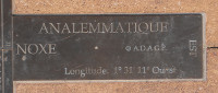 plaques de bronze droite